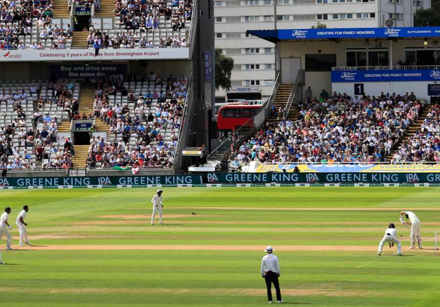 What to do about KP and the England one day team?