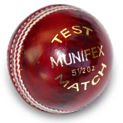Lusum Munifex Cricket Ball